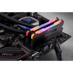 DDR4 KIT 2x 8Go PC3600 CORSAIR Vengeance RGB PRO CL18 Réf   CMW16GX4M2D3600C18.